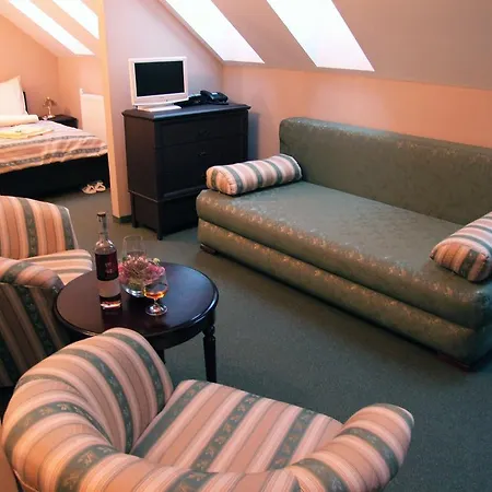 Boutique Empress 4*