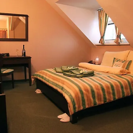 Boutique Empress 4*